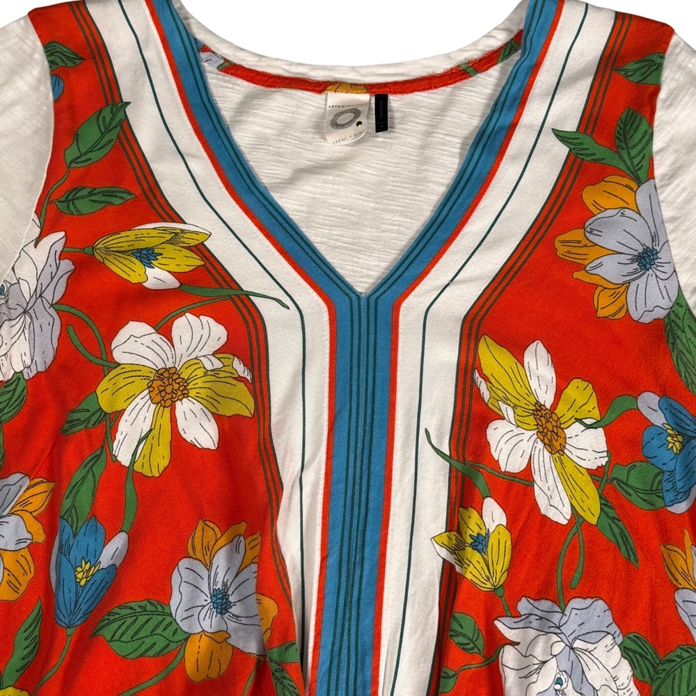 Anthropologie Akemi + Kin Floral Front Tie V Neck‎ Tee White Orange Womens M